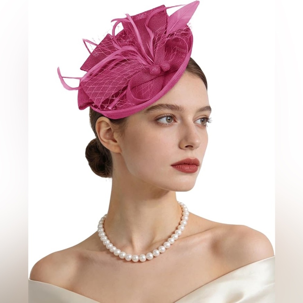 Elegant Fuchsia Fascinator Hat for Women